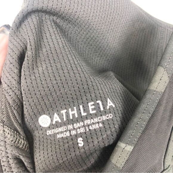 ATHLETA | Green Camo Print Contender Mesh Accent Sports Bra Women’s Size Small - Picture 6 of 10